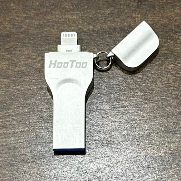 HooToo iPlugmate iPhone Flash Drive 128 GB HT-IM003 - Preowned, Great Condition - Picture 4 of 5